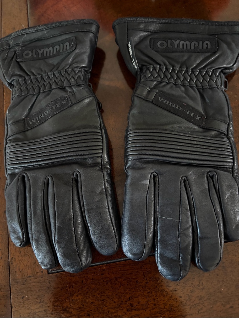 Black Leather Wind-Tex Gloves with velcro wrist!